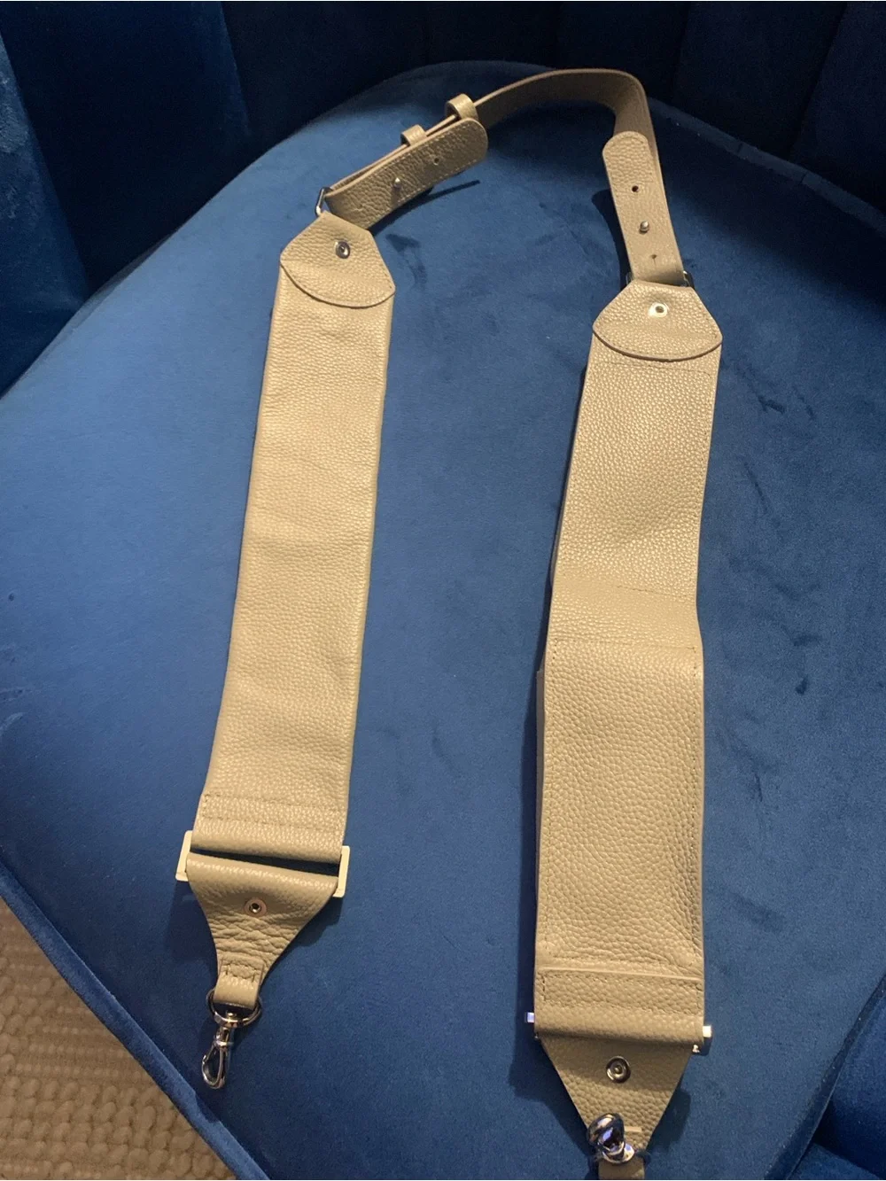 Bandolier Greige Billie Crossbody Utility Strap NWT-All Leather, Authentic!